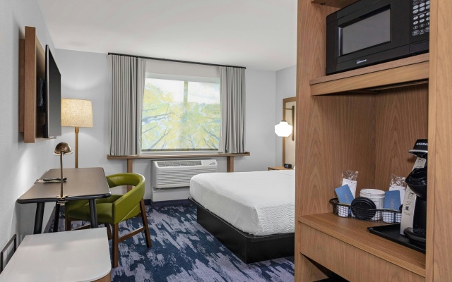 photo 3 of Fairfield Inn & Suites by Marriott Indianapolis Greenfield