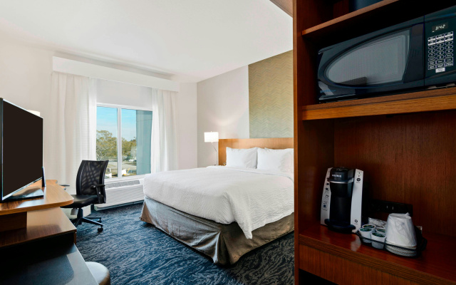 photo 5 of Fairfield Inn & Suites by Marriott St Petersburg North