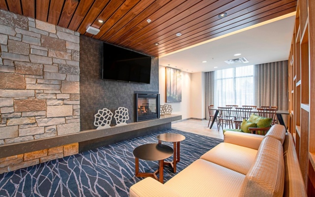 photo 2 of Fairfield Inn & Suites Duluth Waterfront