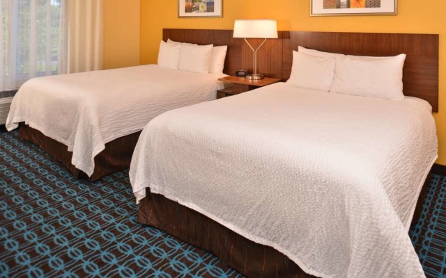 photo 3 of Fairfield Inn & Suites Louisville North