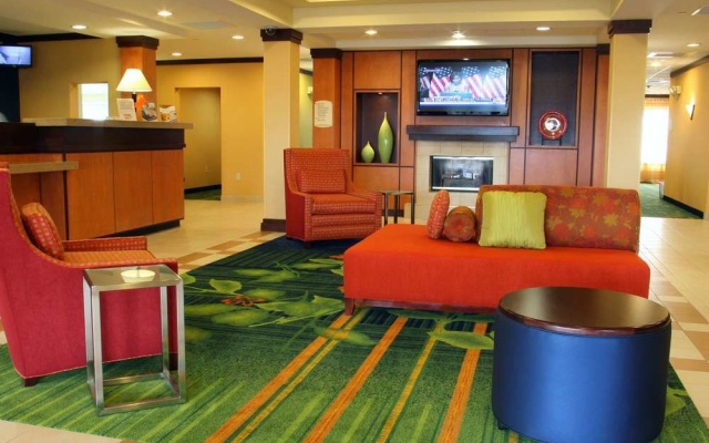 photo 2 of Fairfield Inn & Suites Marion