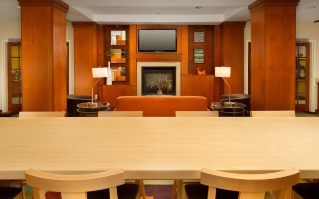 photo 5 of Fairfield Inn & Suites Marshall