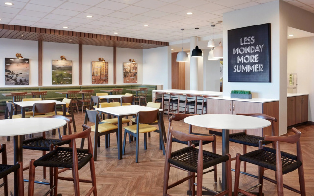 photo 4 of Fairfield Inn & Suites By Marriott New York Queens/Jamaica