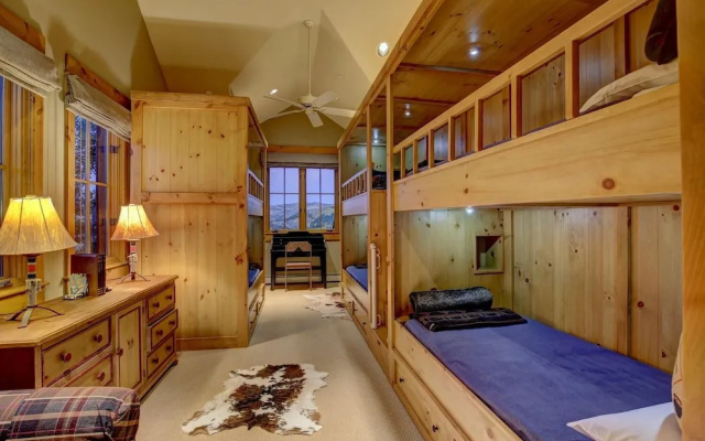 photo 4 of Family Getaway House #1 7 Bedrooms 9.5 Bathrooms Home