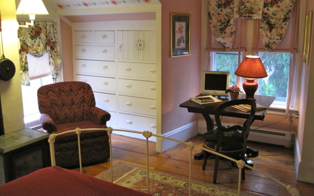 photo 4 of Federal House Inn