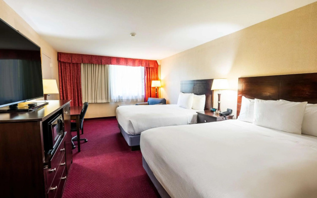 photo 5 of Fireside Inn & Suites Portland