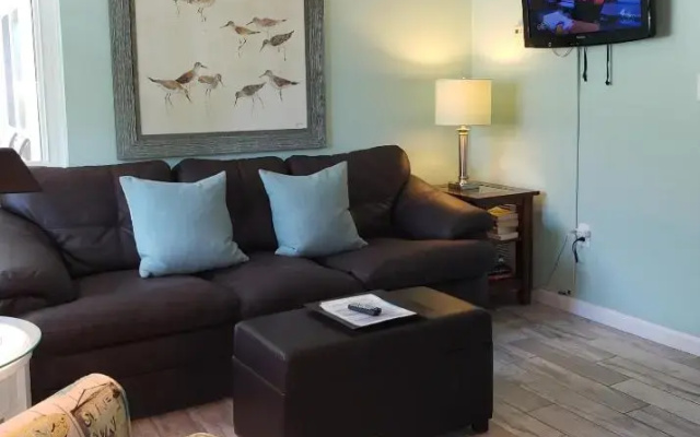 photo 2 of Five Palms Suite 108 - Daily - Weekly - Monthly