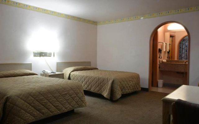 photo 4 of The Flamingo Motel