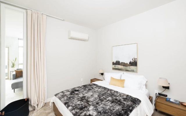 photo 2 of Flexhome Walker's Point 1BR Q1