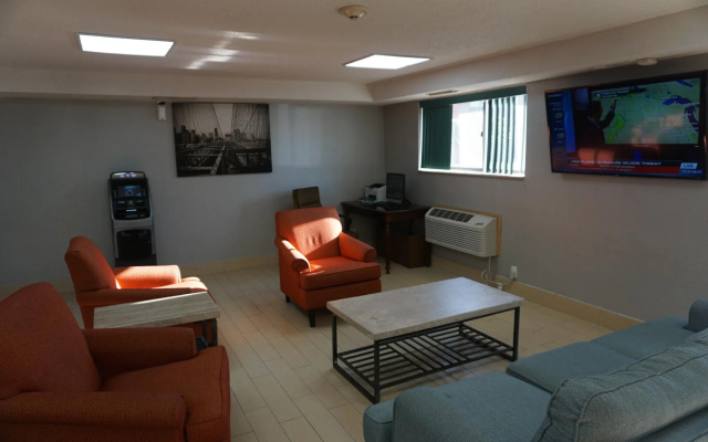 photo 5 of The Floral Park Motor Lodge