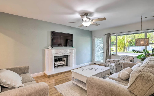 photo 2 of Reddington Beach Oasis w/ Pool, Walk to Ocean!
