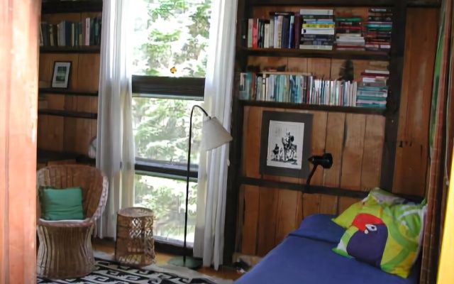 photo 3 of Flying Bridge Cottage - Three Bedroom Home