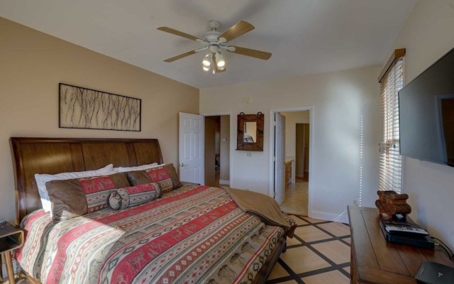 photo 4 of Fontana Lakeview Escape 4 Bedroom Home