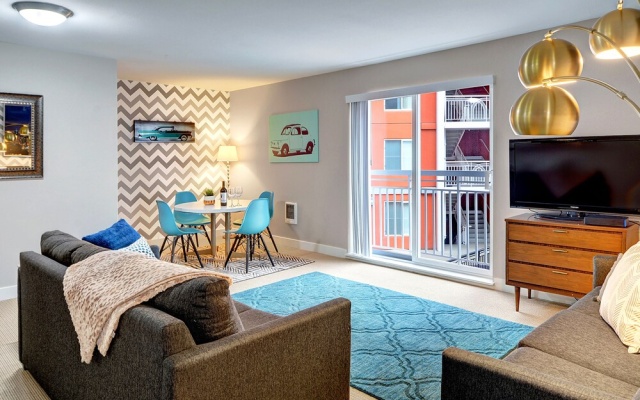 photo 3 of Fountain Court Cascade Retreat - Two Bedroom Apartment