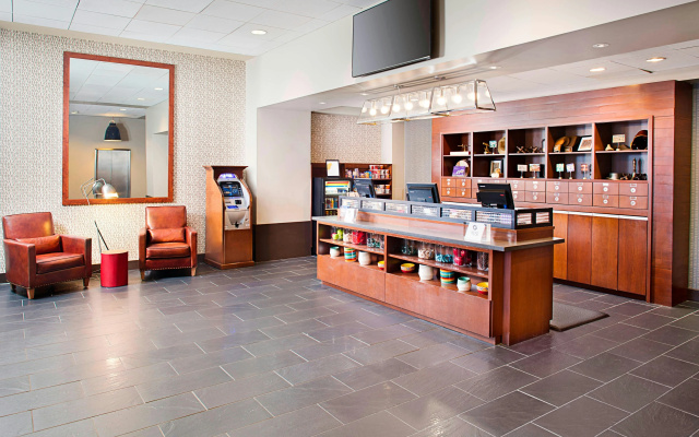 photo 2 of Four Points By Sheraton Philadelphia Airport