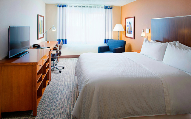 photo 4 of Four Points By Sheraton Philadelphia Airport
