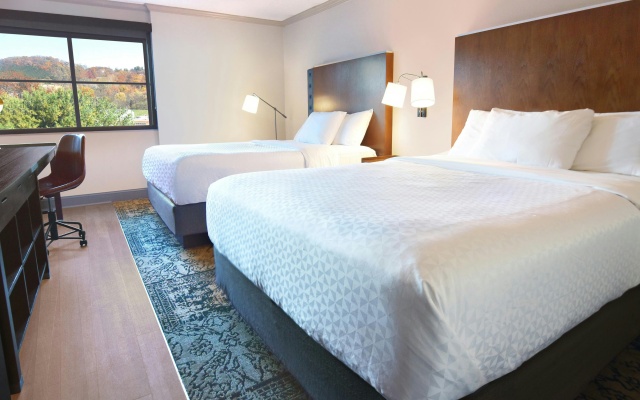 photo 3 of Four Points by Sheraton York