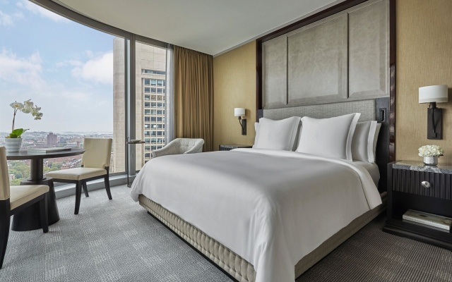 photo 3 of Four Seasons Hotel One Dalton Street, Boston