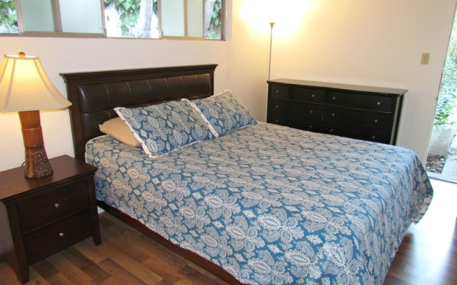 photo 3 of 4 Bedroom Celebrity House with Pool & City View