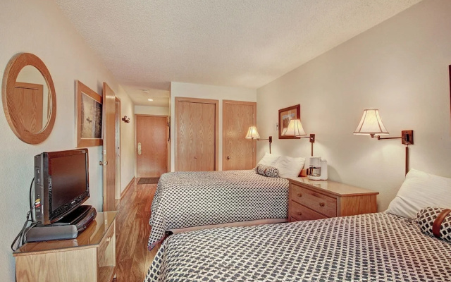 photo 5 of Fp200 Foxpine Inn Studio Bedroom 1 Bathroom Hotel Room