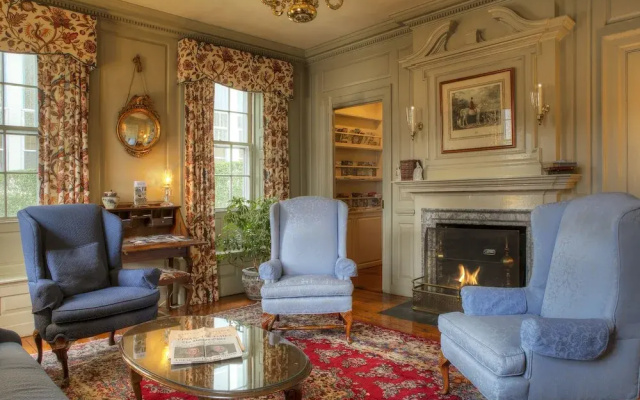 photo 2 of Francis Malbone House Inn