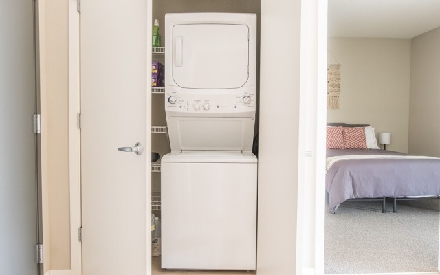 photo 5 of FRONTDESK 20 6th St Apts NE Minneapolis Riverfront District