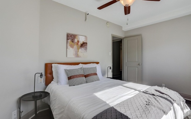 photo 5 of FRONTDESK 500 Fifth Apts Downtown Nashville