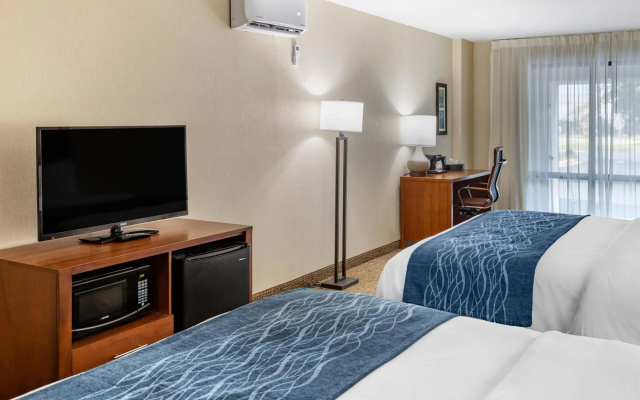 photo 5 of Comfort Inn & Suites Spring Lake - Fayetteville near Fort Bragg