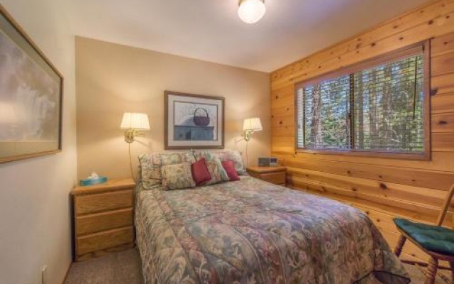 photo 2 of Geeting by RedAwning