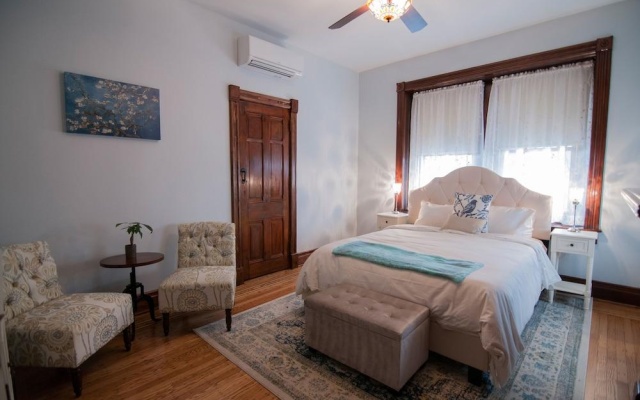 photo 5 of George Washington Wood Bed & Breakfast