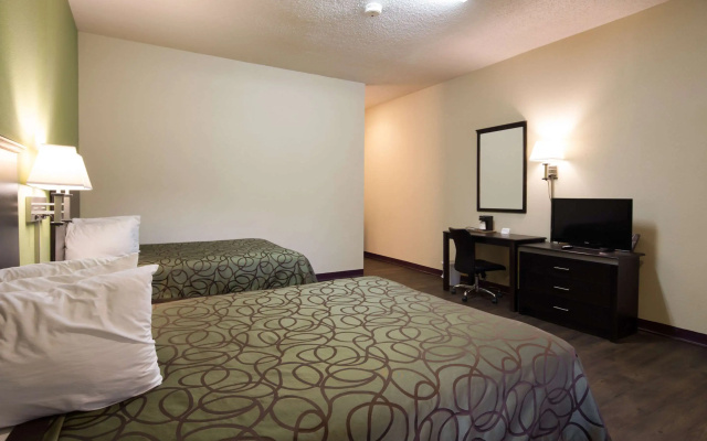 photo 4 of Rodeway Inn Georgetown