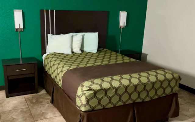 photo 5 of Rodeway Inn Georgetown
