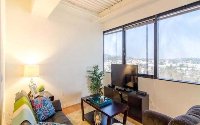 photo 3 of Metropolitan Apartel