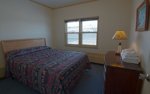 photo 4 of Glacier View Condo Suites