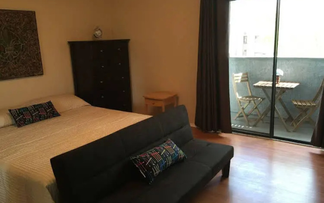 photo 4 of Glendale Apartment Rental by Owner
