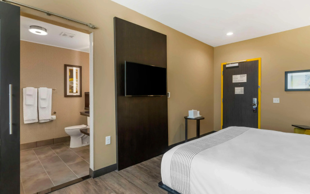 photo 5 of Glō Best Western Pooler - Savannah Airport Hotel