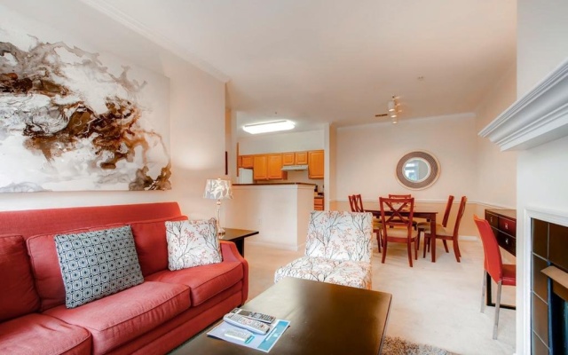photo 5 of Global Luxury Suites at the Junction