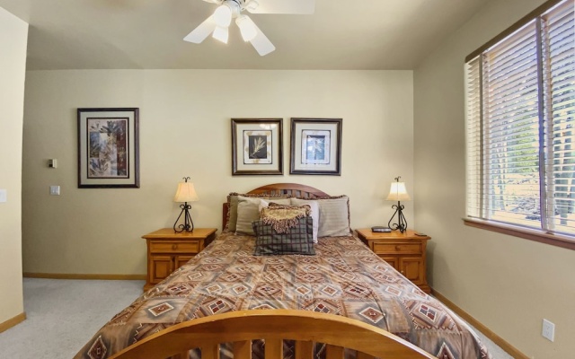 photo 4 of Gold King Chalet 3 Bedroom Townhouse by RedAwning