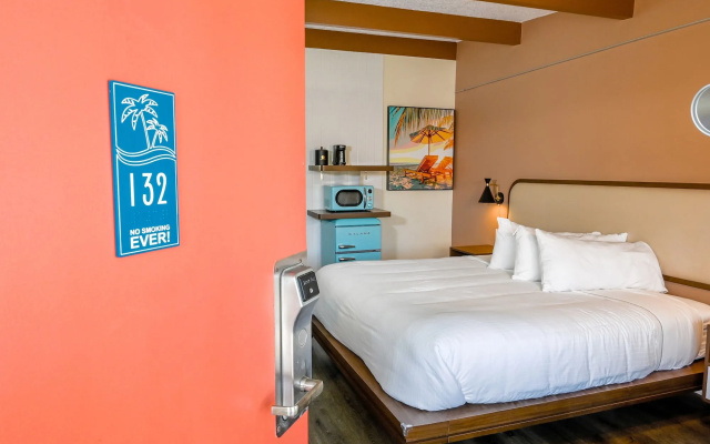 photo 5 of Golden Host Resort - Sarasota