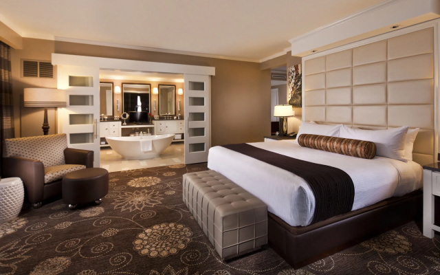 photo 5 of Golden Nugget Lake Charles