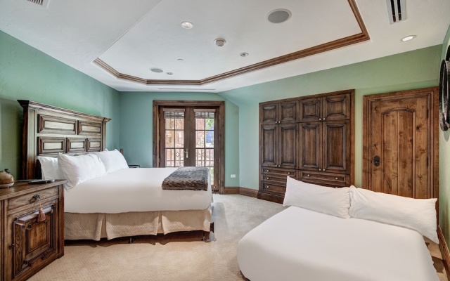 photo 4 of Golden Peak Luxury 4 BR Penthouse - Ski-in/out by RedAwning