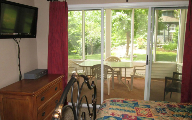 photo 4 of Golf 2 Screen Porches-View-Pointe Royale
