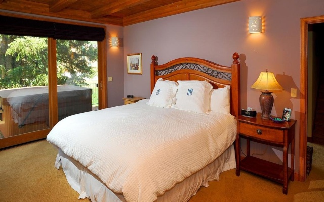 photo 2 of Gore Creek West Vail Private Residence