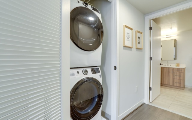photo 3 of Gorgeous 1Br at Clarendon With Gym