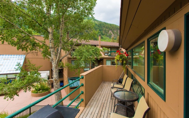 photo 2 of Gorgeous 2 Bedroom Sanctuary With Hot Tub