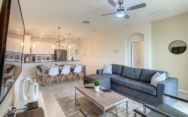 photo 2 of Gorgeous 3BR Condo with Laundry Room and free Waterpark