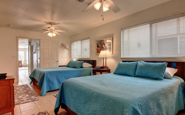 photo 2 of Gracelanda Ww C302 1 Bedroom Condo by RedAwning
