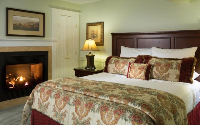 photo 3 of Grand Harbor Inn