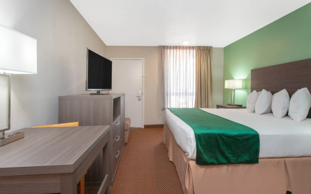 photo 5 of Grand Hotel Orlando at Universal Blvd - Shuttle to Theme Parks