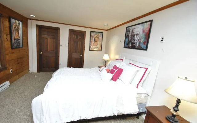 photo 5 of Grand Summit Lodge House - 6 Br Home
